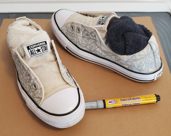 how to draw on canvas shoes