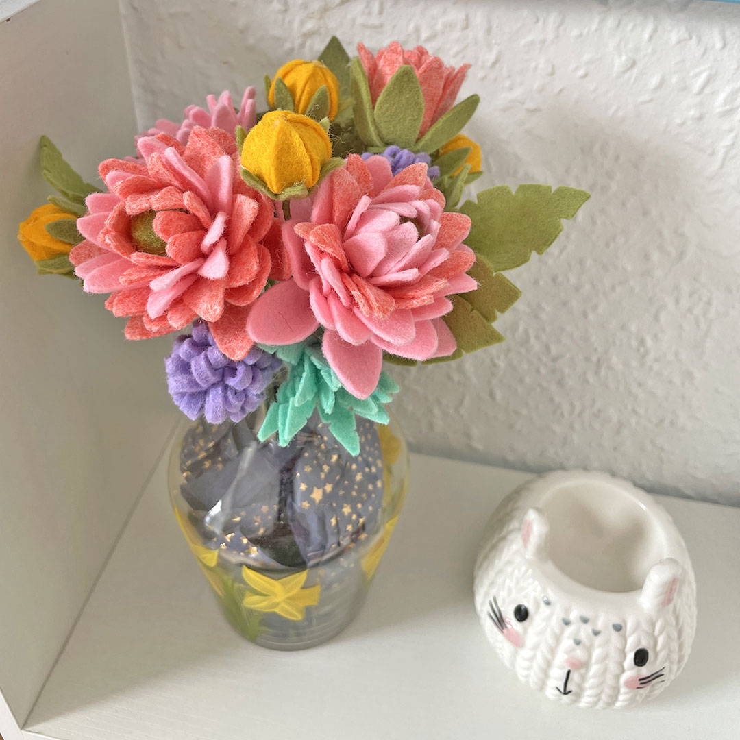 SCK Tries… Dahlias in Bloom Bouquet Kit